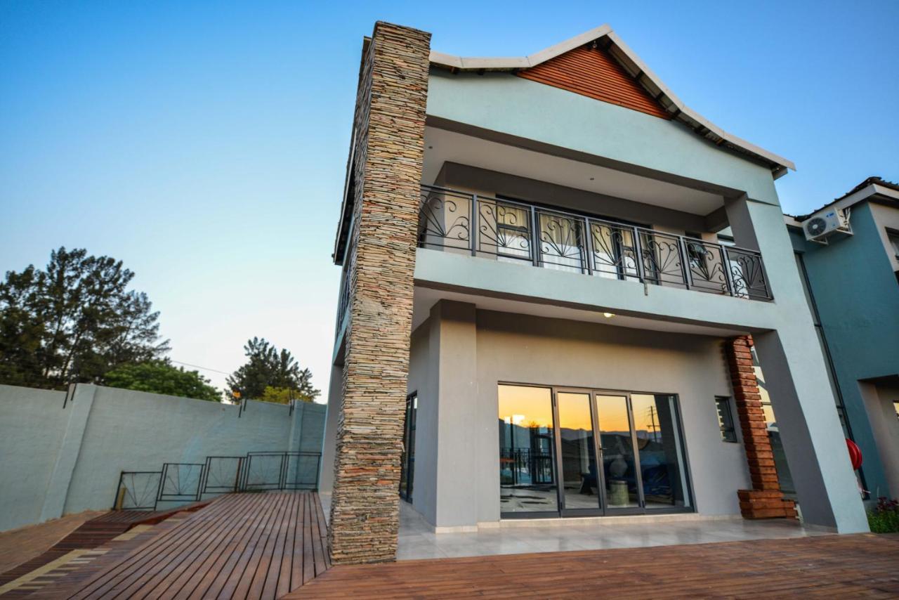 Serurubele Boutique Hotel Bosbokrand Exterior photo